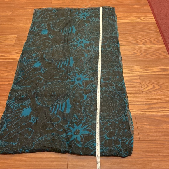 Vintage Gauze women’s Infinity, loop semi sheer scarf 💯 acrylic One Size - Picture 12 of 12